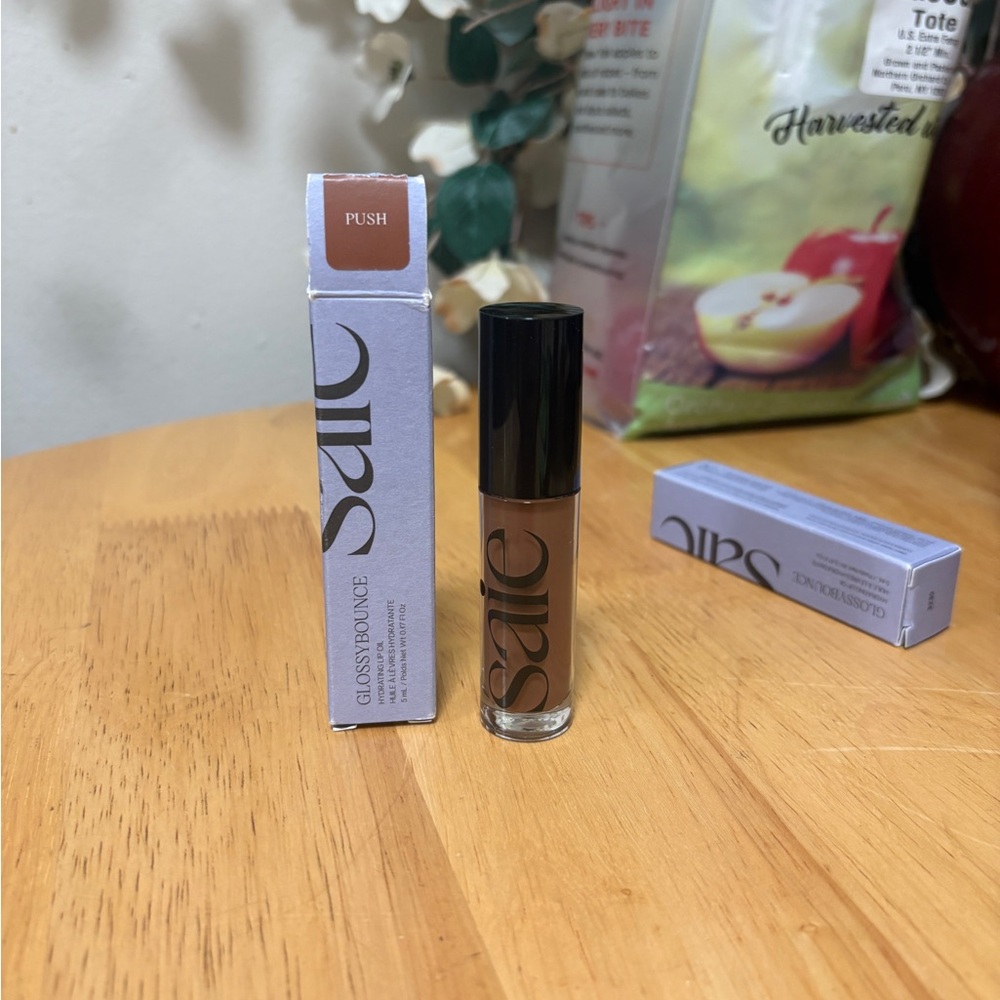 Saie GlossyBounce ~ Hydrating Lip Gloss Oil in PUSH (Soft Brown)- BNIB AUTHENTIC